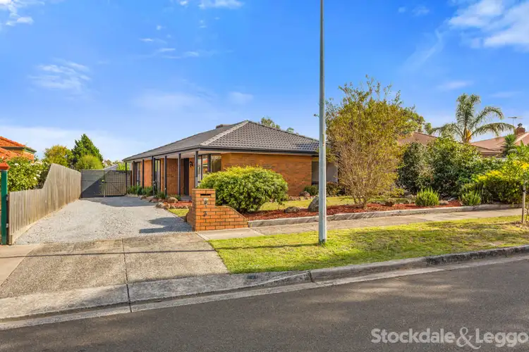 Second view of Homely house listing, 3 Debanne Court, Narre Warren VIC 3805