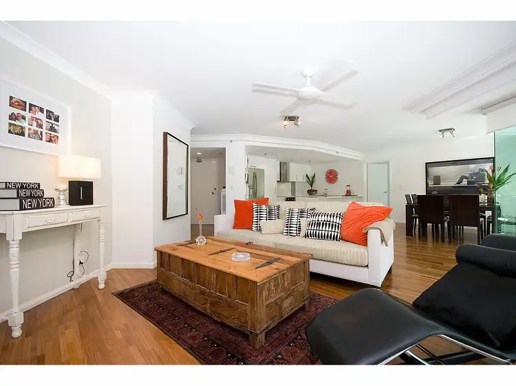 Sixth view of Homely apartment listing, 2/20 Cronin Avenue, Main Beach QLD 4217