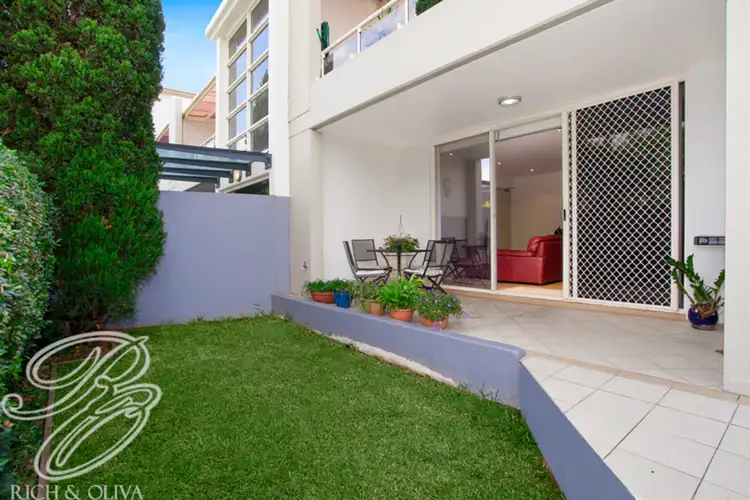 10/27 Windward Parade, Chiswick NSW 2046