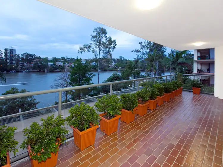 Third view of Homely apartment listing, 6/164 Macquarie Street, St Lucia QLD 4067