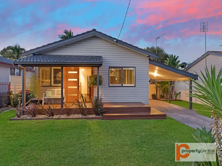 Second view of Homely house listing, 7 Lucas Crescent, Berkeley Vale NSW 2261