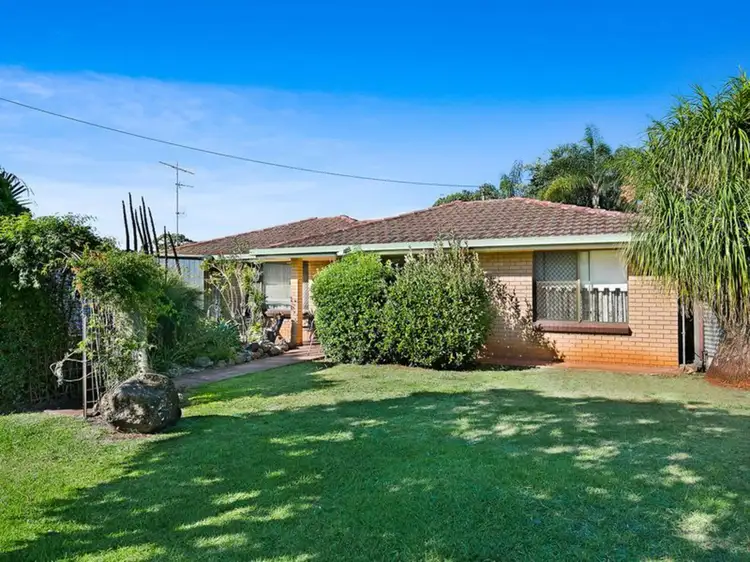 4 Moselle Court, Wilsonton Heights QLD 4350