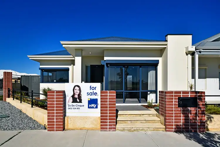 39 Summerville Boulevard, Caversham WA 6055