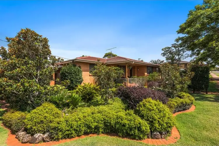 7 Richmond Drive, Wilsonton QLD 4350