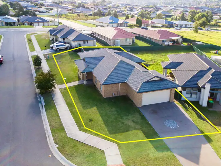Main view of Homely house listing, 10 Mileham Circuit, Rutherford NSW 2320