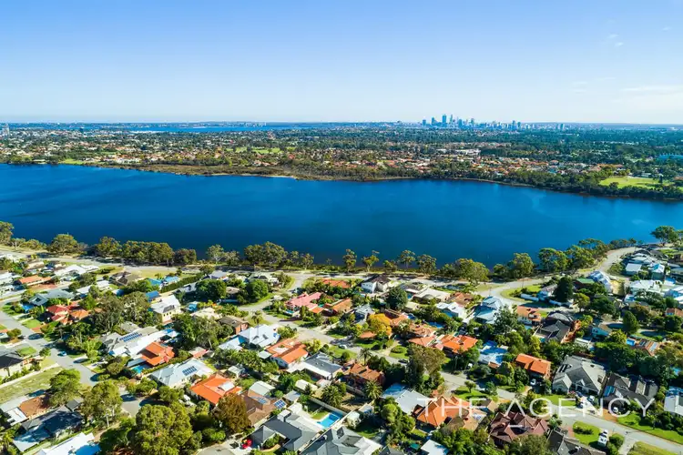 Seventh view of Homely house listing, 17 Nearwater Way, Shelley WA 6148