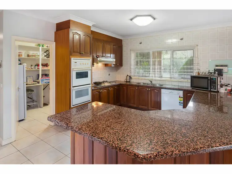 Fifth view of Homely house listing, 555 Robinsons Road, Langwarrin VIC 3910