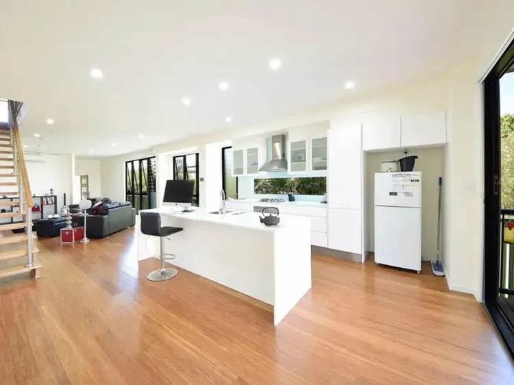 1/30 Nundah Avenue, Miami QLD 4220
