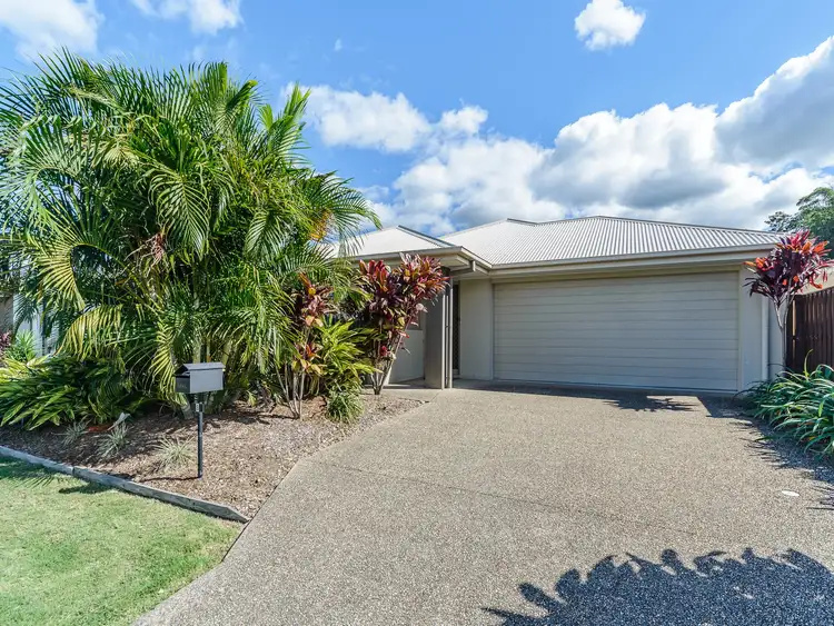 8 Summerstone Place, Maudsland QLD 4210