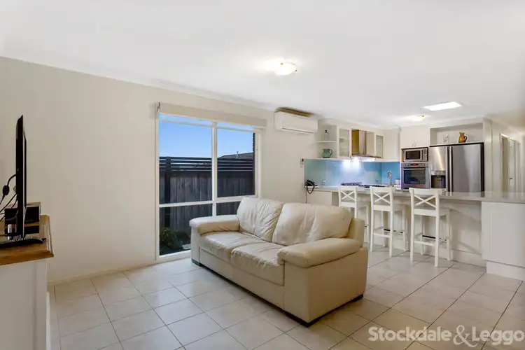 Fifth view of Homely house listing, 17 Coronata Court, Narre Warren VIC 3805