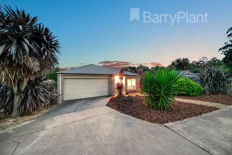 3 Oberon Place, Drouin VIC 3818
