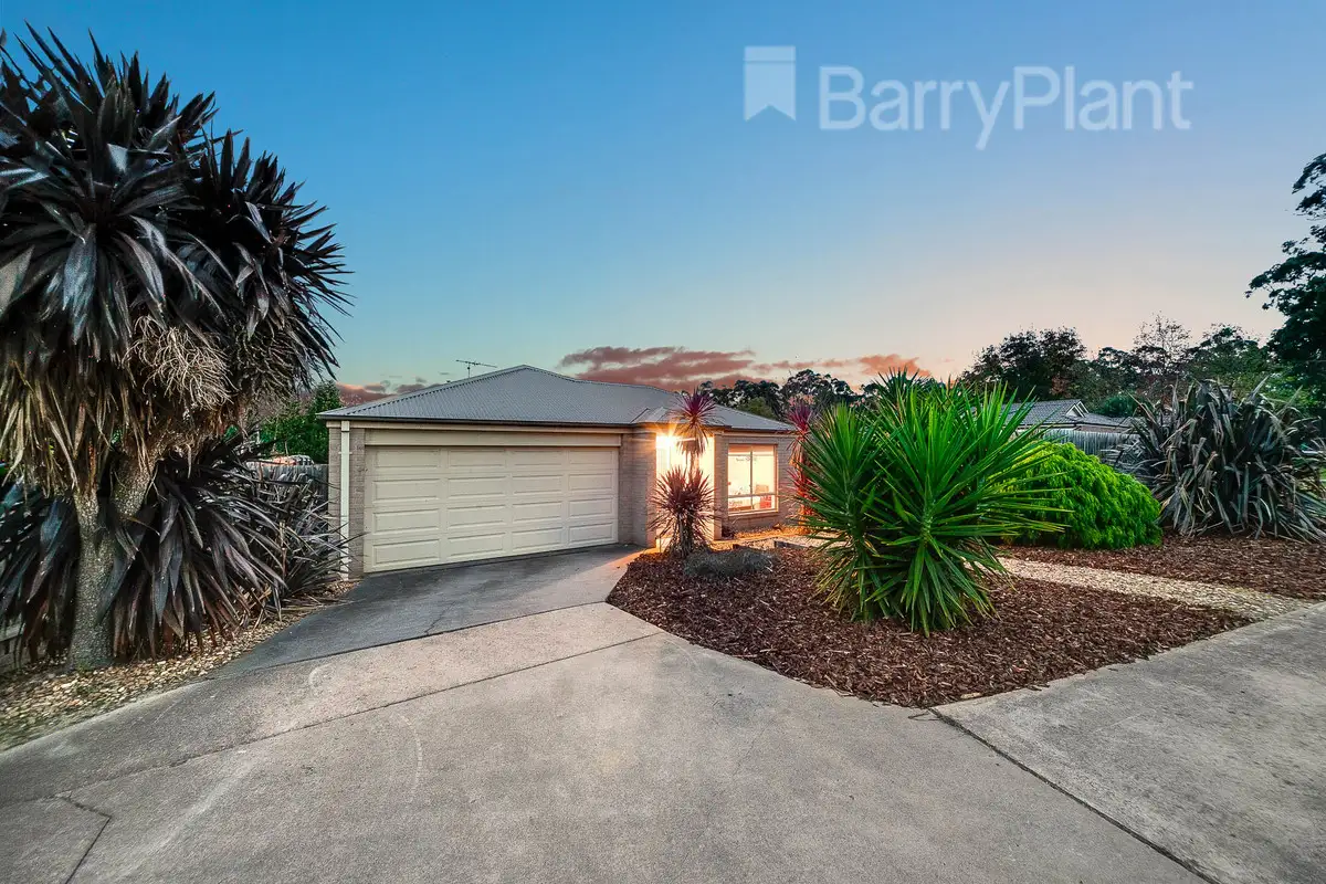 Main view of Homely house listing, 3 Oberon Place, Drouin VIC 3818
