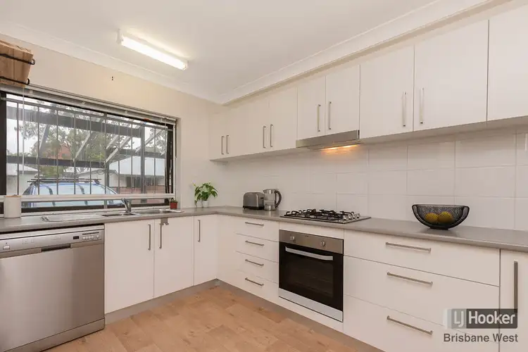 4/136 Miskin Street, Toowong QLD 4066