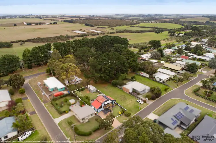 Second view of Homely house listing, 39 Hallway Drive, Wimbledon Heights VIC 3922