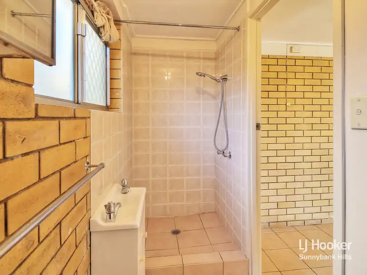 Sixth view of Homely house listing, 68 Mingera Street, Mansfield QLD 4122