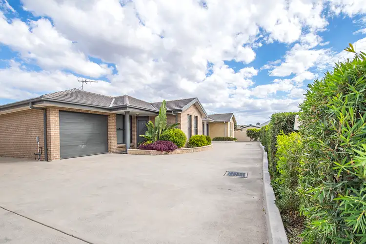3/11 Kennedy Close, Muswellbrook NSW 2333