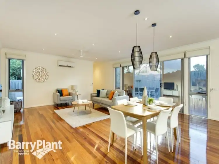17 Marks Avenue, Rosebud VIC 3939
