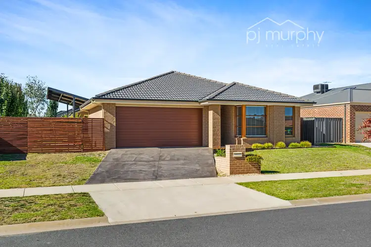 Main view of Homely house listing, 14 Kerry Avenue, Wodonga VIC 3690