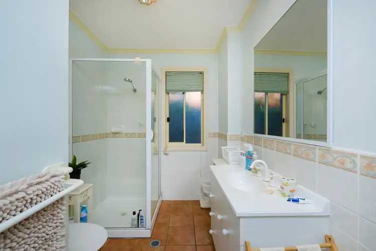 Seventh view of Homely house listing, 1 Newman Crescent, Wodonga VIC 3690