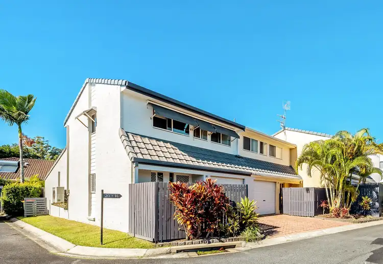 20/4 Itong Place, Currumbin Waters QLD 4223