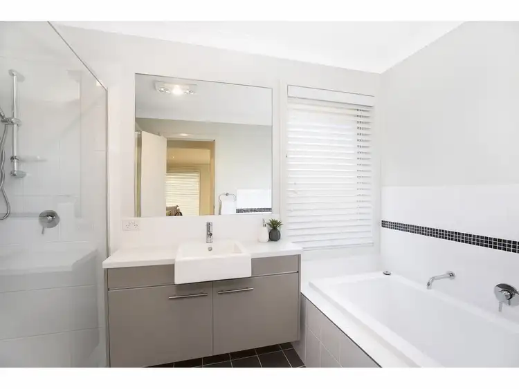 Fifth view of Homely house listing, 4 McLucas Circuit, Elderslie NSW 2570