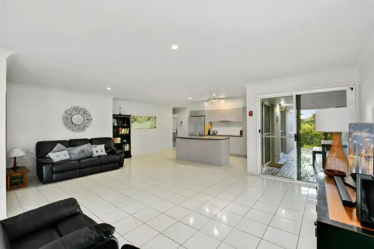 Third view of Homely semi-detached listing, 2/3 Whitely Circuit, Maudsland QLD 4210