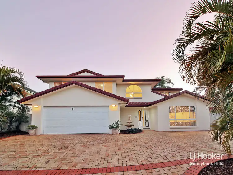 8 Swan Lake Crescent, Calamvale QLD 4116