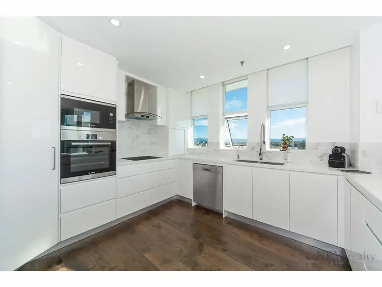 Sixth view of Homely apartment listing, 31/3 Tedder Avenue, Main Beach QLD 4217