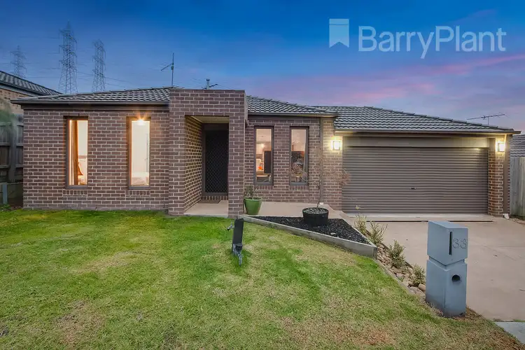 33 Ayesha Rise, Pakenham VIC 3810