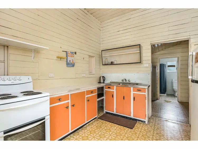Second view of Homely house listing, 302 Keen Street, Girards Hill NSW 2480