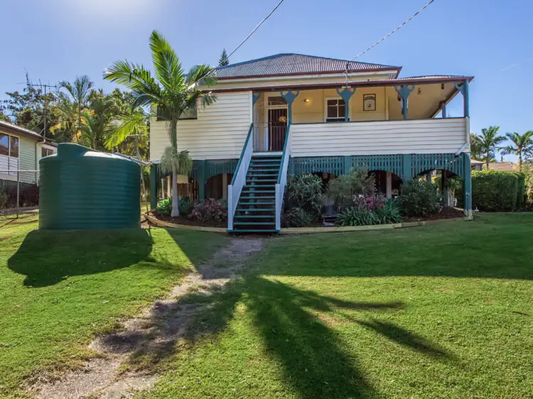 64 Simmons Road, North Ipswich QLD 4305