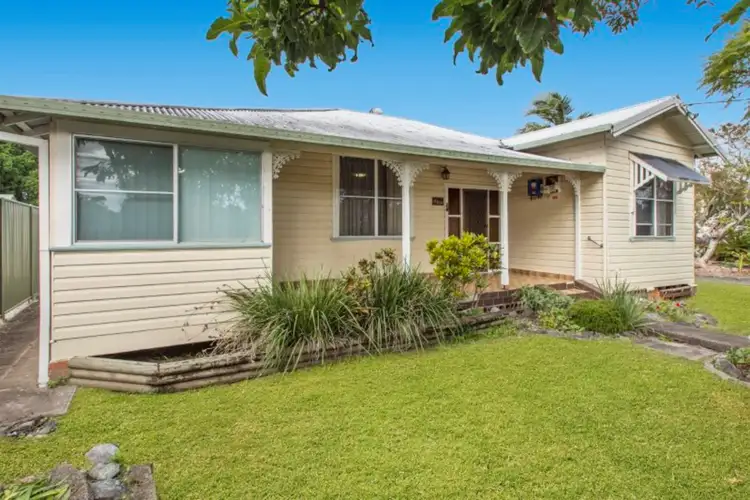 2 Campbell Street, Wauchope NSW 2446