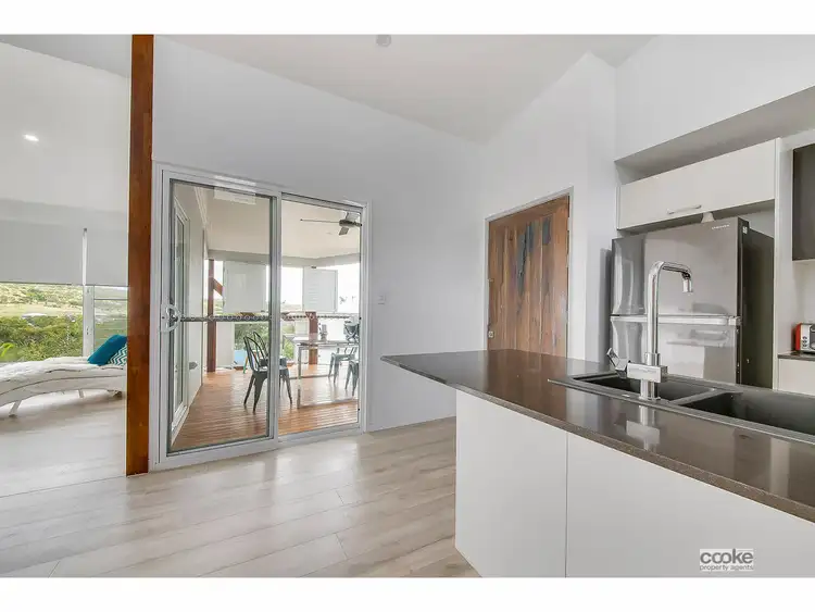 Fourth view of Homely house listing, 2 Flinders Court, Lammermoor QLD 4703