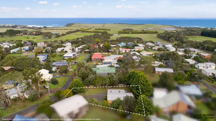Second view of Homely house listing, 10 Clipper Crescent, Sunset Strip VIC 3922