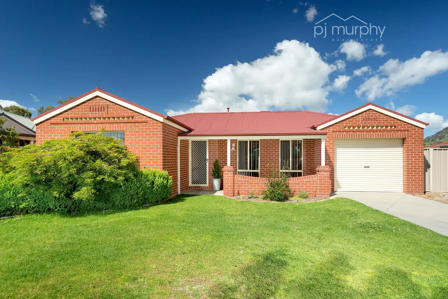 Main view of Homely townhouse listing, 1A Draw Court, Wodonga VIC 3690