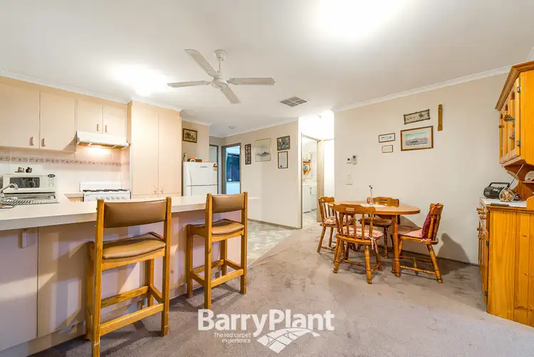 Fifth view of Homely house listing, 15 Angus Court, Pakenham VIC 3810