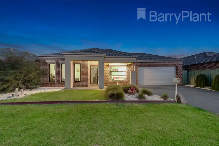 22 Edmund Street, Pakenham VIC 3810