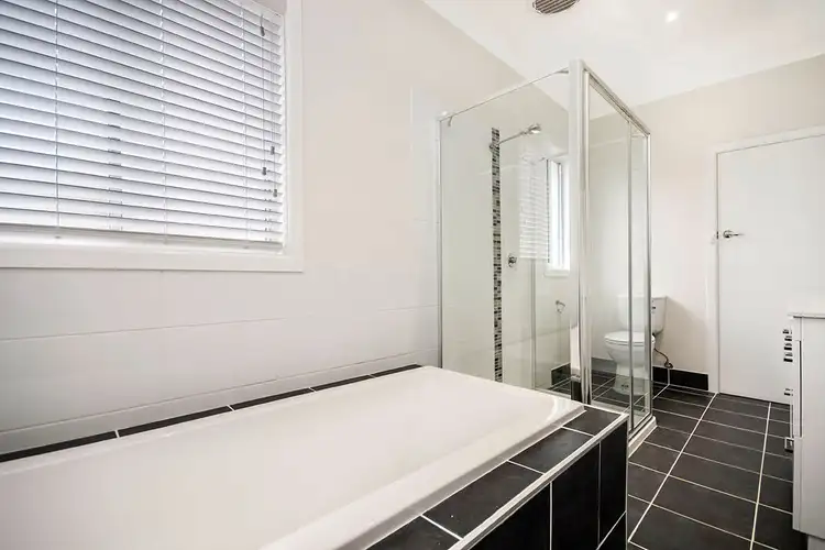 Fifth view of Homely house listing, 190 Kent Road, Hamilton VIC 3300