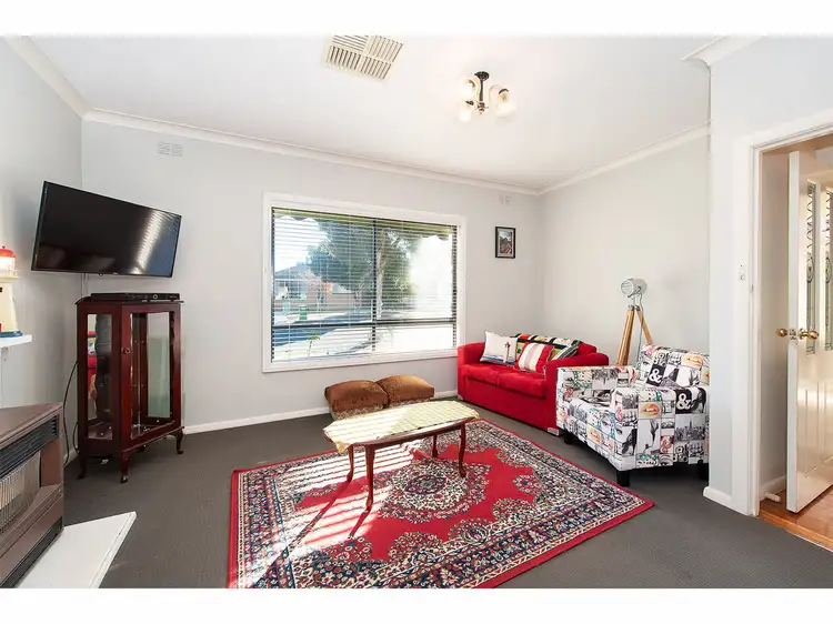 Fourth view of Homely unit listing, 1/486 McKenzie Street, Lavington NSW 2641