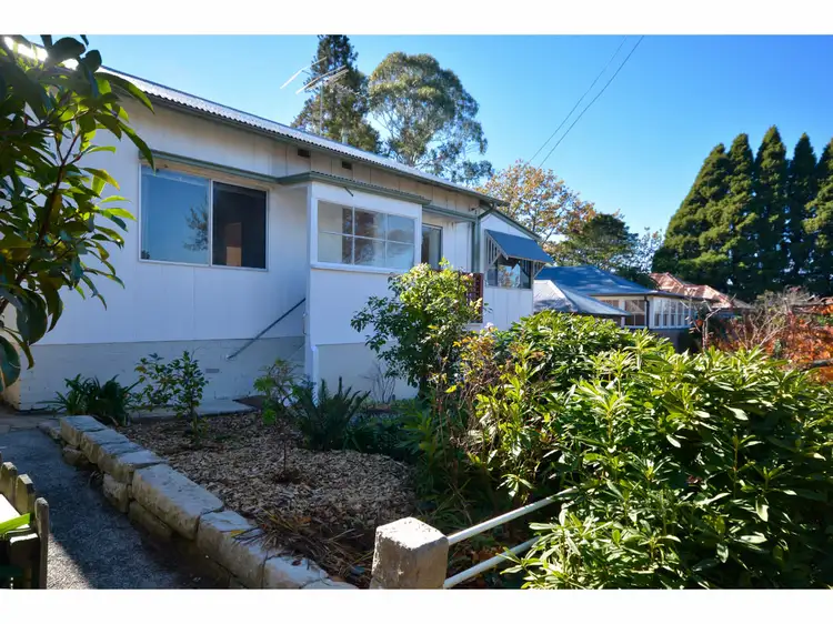 12 Warwick Street, Katoomba NSW 2780