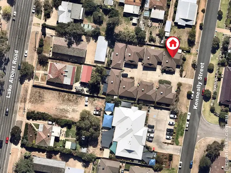 8/2 Kenneally Street, Kooringal NSW 2650