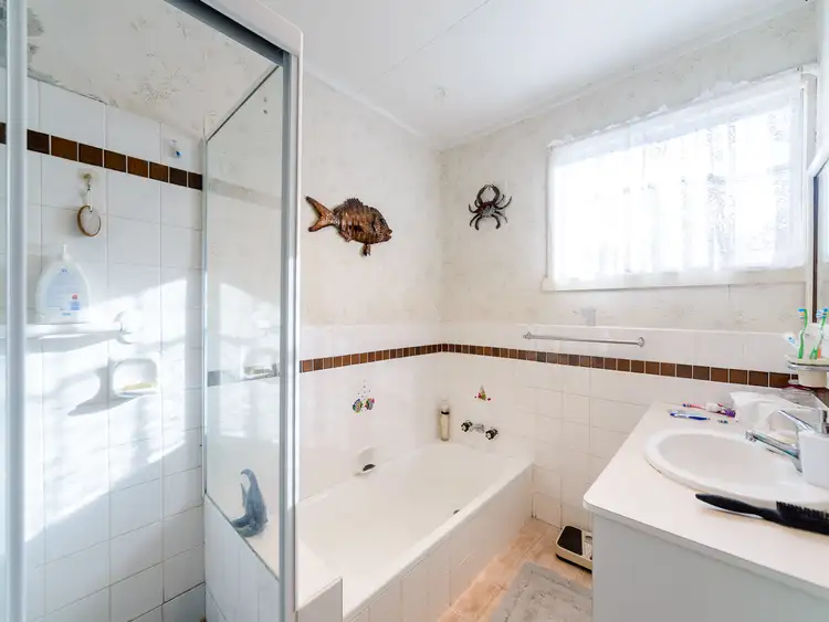 Sixth view of Homely house listing, 27 Bruce Avenue, Paradise Point QLD 4216