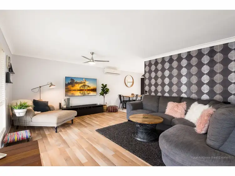 15 Watling Street, Hillcrest QLD 4118