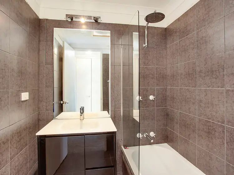 Fourth view of Homely townhouse listing, 9/215 Cottesloe Drive, Mermaid Waters QLD 4218