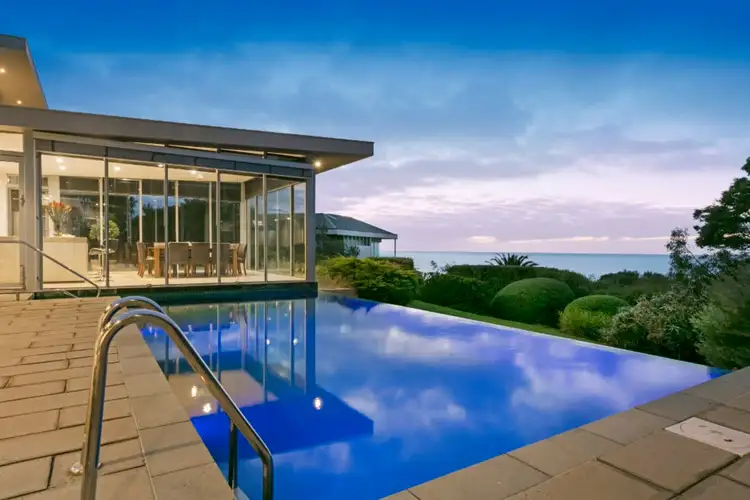 25 Stanley Crescent, Mount Martha VIC 3934