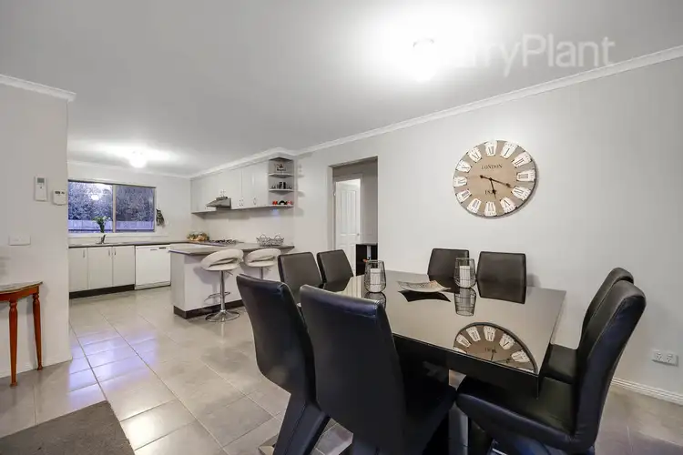 Sixth view of Homely house listing, 8 Broadhurst Road, Pakenham VIC 3810