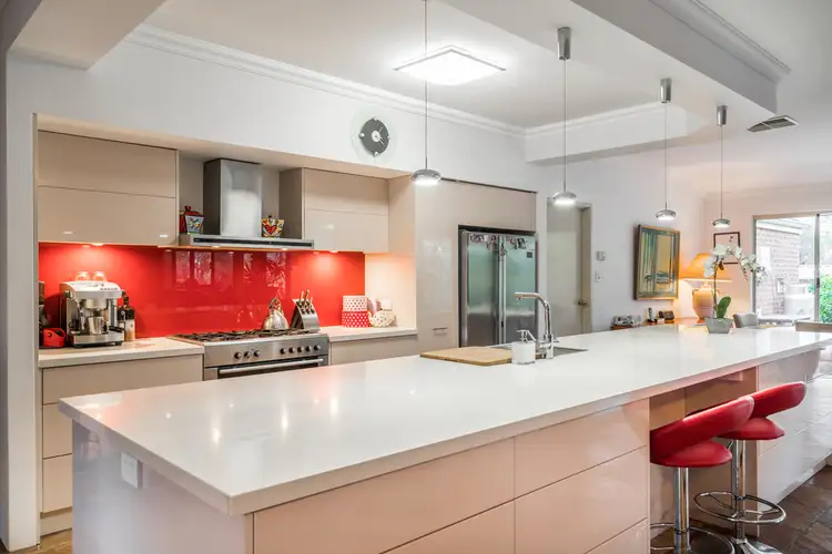5 Trewarn Place, Bedfordale WA 6112