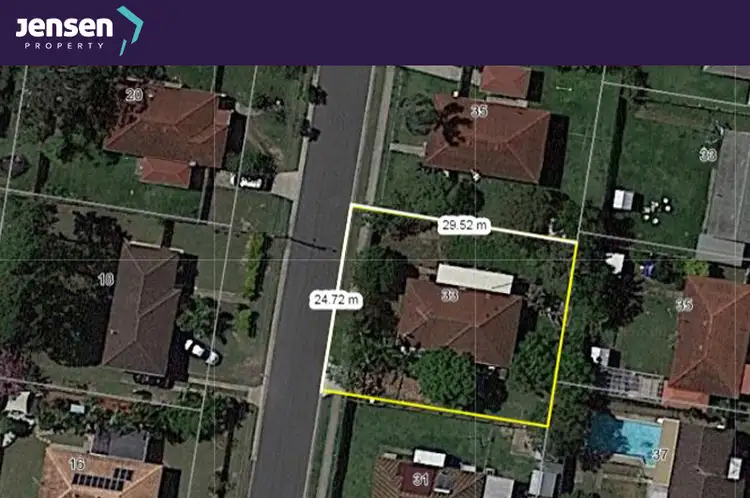 33 Wentworth Street, Woodridge QLD 4114
