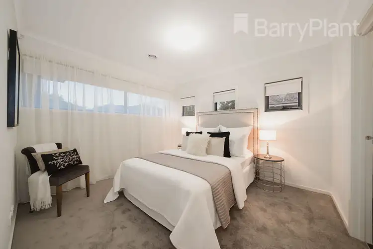 16 Quirk Road, Pakenham VIC 3810