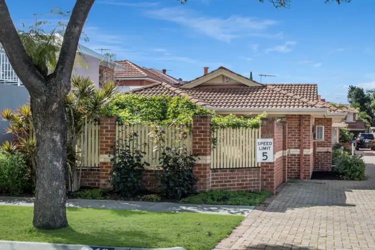 1/210 Crawford Road, Inglewood WA 6052